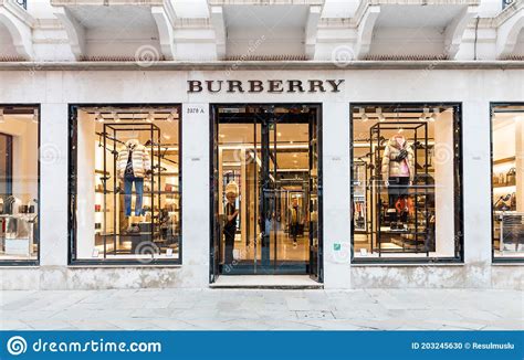 burberry venezia calle larga|Burberry a Venezia: Numero Telefono e Mappa .